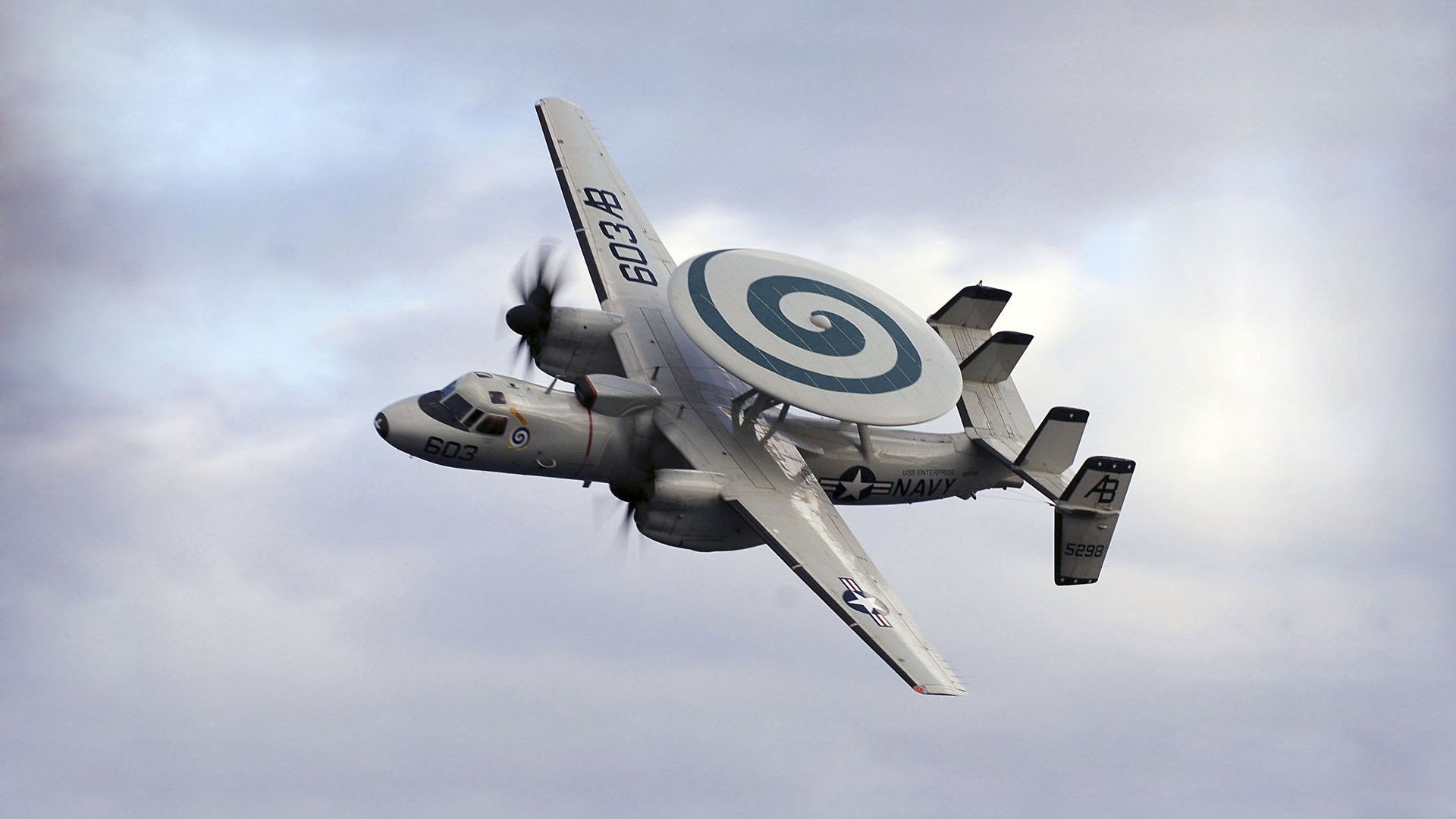 传奇巨星的“新角色”——跨界经济与公益双享受，传奇跨界车