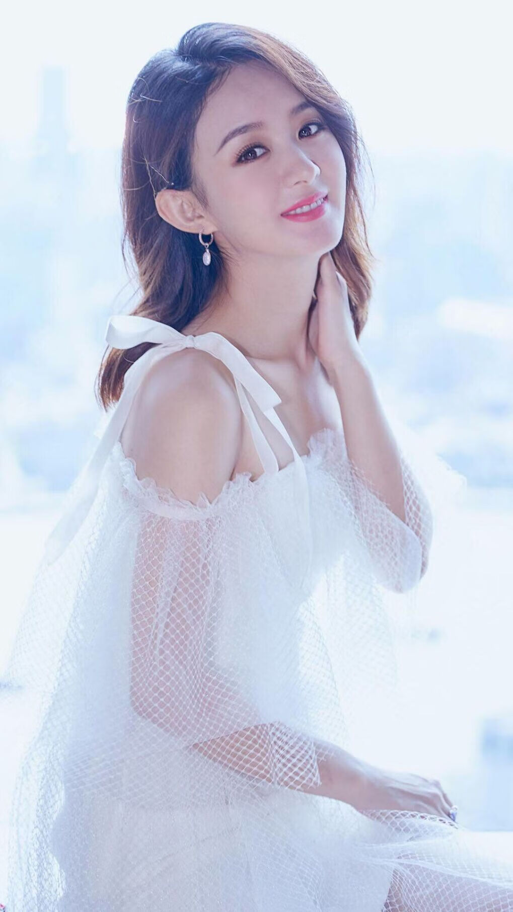 阳光水上篮球赛,激烈拼抢热情满满,水上公园篮球场